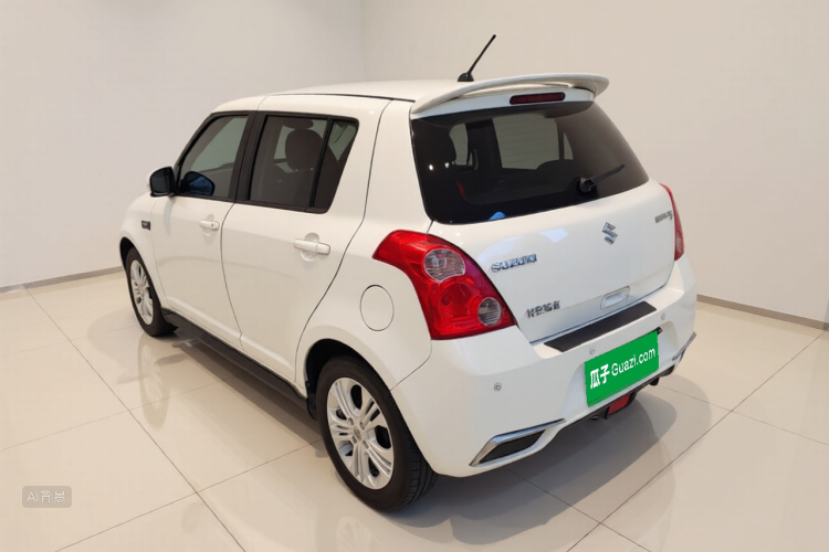 Suzuki 2015 car image #5
