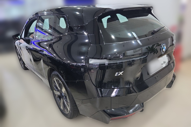 BMW iX 2024 immagine di auto #5