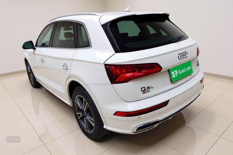 Audi Q5L 2018 #5 Audi Q5L 2018 car image #5