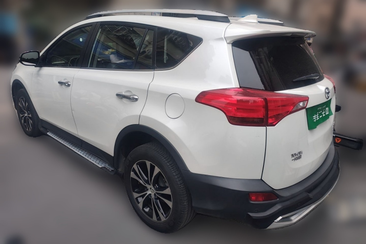 Toyota RAV4 2015 #5 Toyota RAV4 2015 car image #5