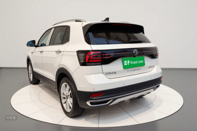 Volkswagen T-Cross 2023 car image #5