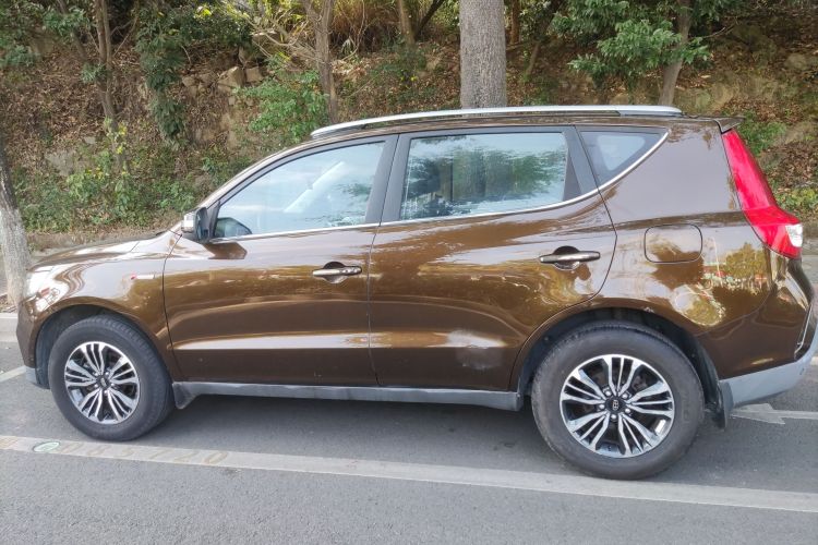 GEELY Vision X6 2018 #5 GEELY Vision X6 2018 car image #5