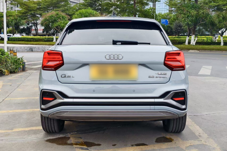 Q2L e-tron 2022 car image #5