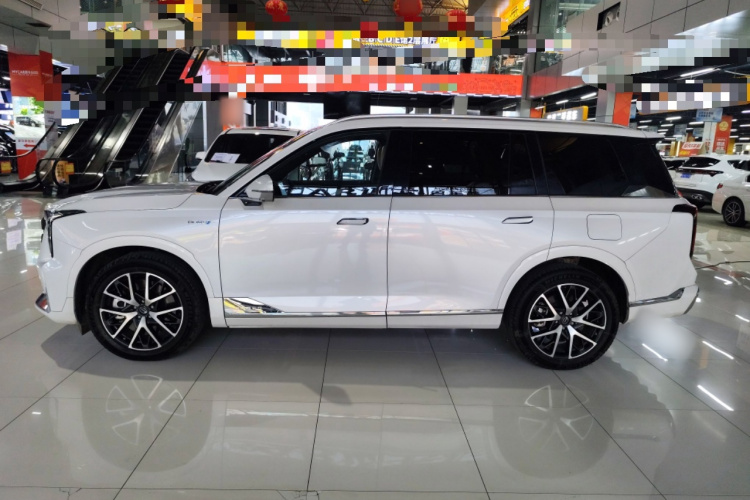 GAC Trumpchi ES9 2024 car image #5