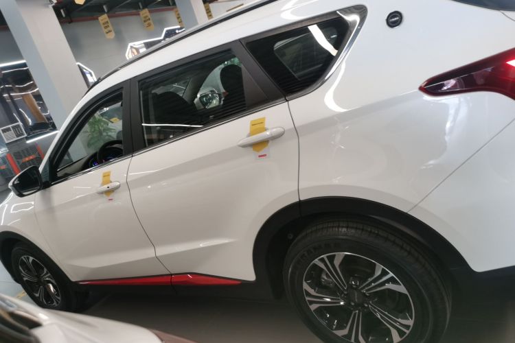 Jetour X70 2025 car image #5