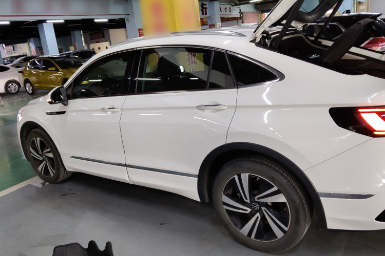 Volkswagen Tiguan X 2022 #5 Volkswagen Tiguan X 2022 car image #5