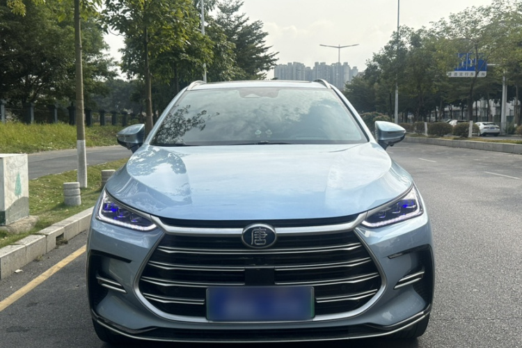 BYD Tang New Energy 2023 #5 BYD Tang New Energy 2023 car image #5