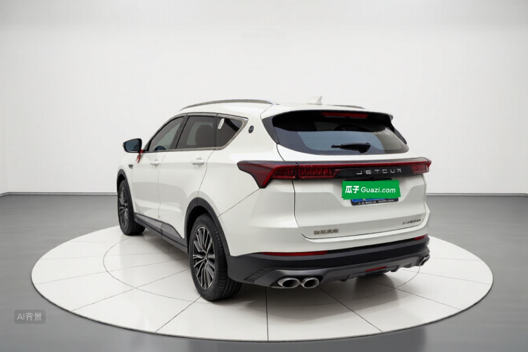 X70 PLUS 2025 car image #5