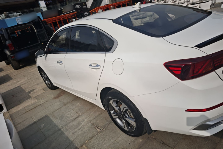 起亚 起亚K3 2020 汽车图片 #5