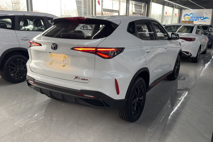 Changan X5 PLUS car image #5
