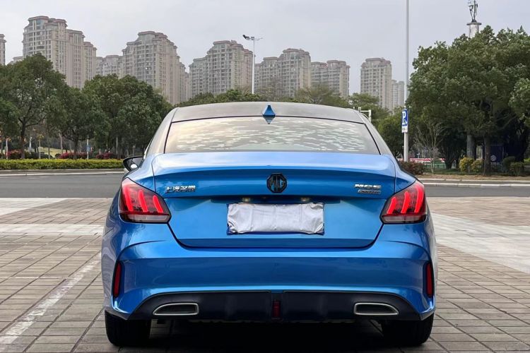 5 2021 car image #5