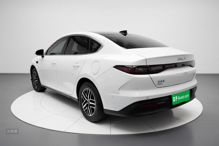 BYD Seal 05 DM-i 2025 #5 BYD Seal 05 DM-i 2025 car image #5