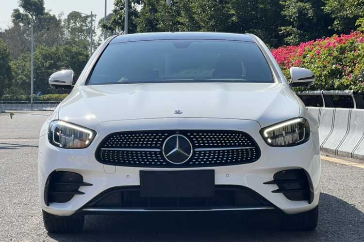 Mercedes-Benz E Class 2021 car image #5