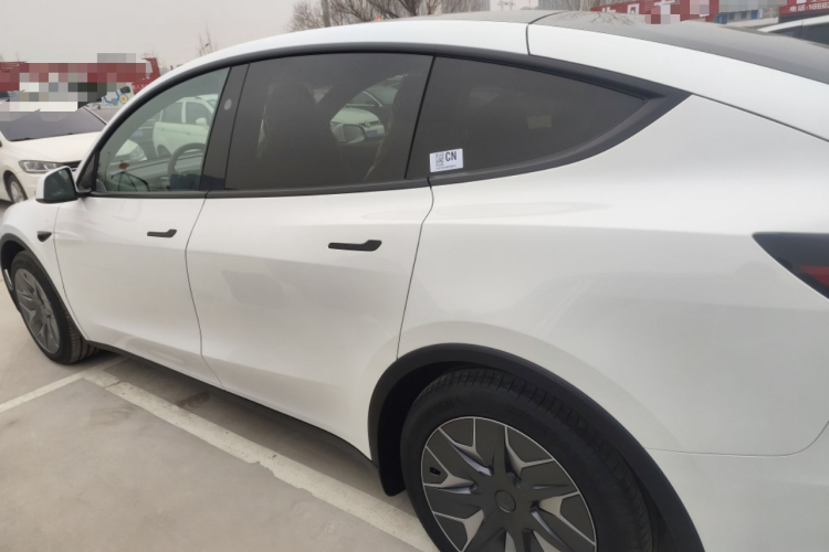 特斯拉 Model Y L 2025 汽车图片 #5