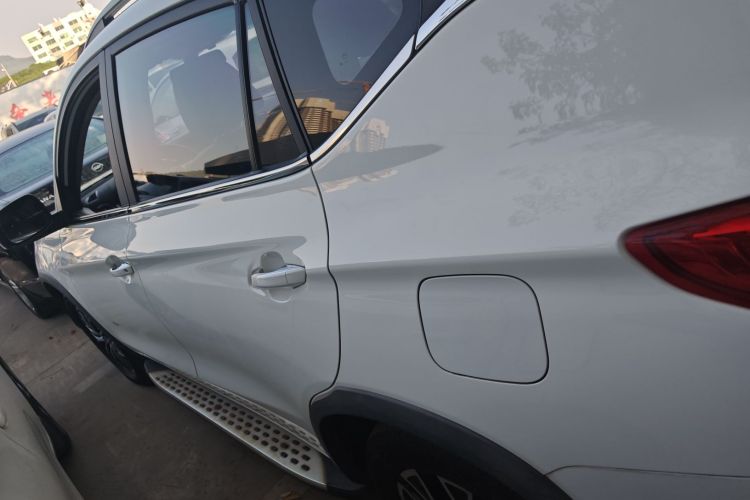 BYD Song New Energy 2018 #5 BYD Song New Energy 2018 car image #5