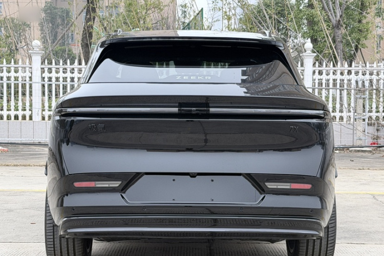 极氪 极氪7X 2025 汽车图片 #5