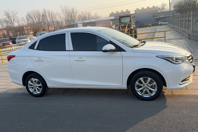 Changan Alsvin 2021 immagine di auto #5