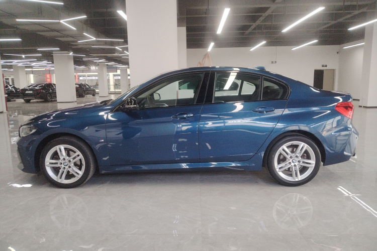 BMW 1 Series 2020 immagine di auto #5