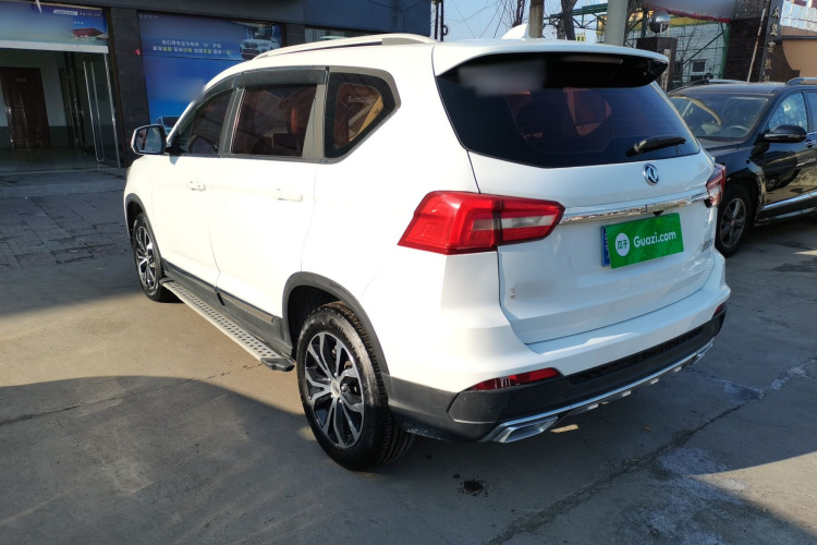 Forthing JOYEAR X5 2019 car image #5