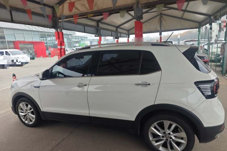 Volkswagen T-Cross 2019 car image #5