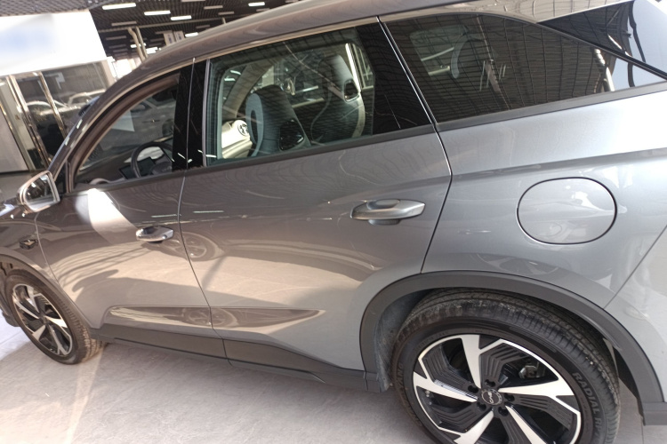 BYD Sea Lion 05 DM-i 2025 image de voiture #5