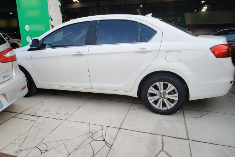 Great Wall C30 2017 изображение автомобиля #5