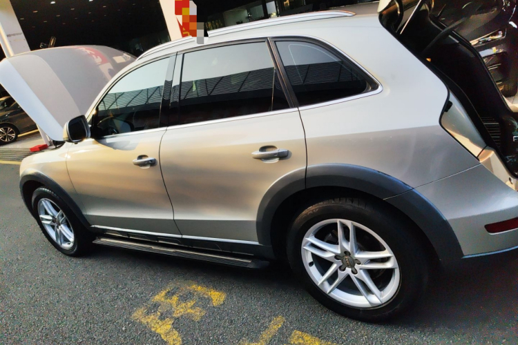 Audi Q5 2017 car image #5