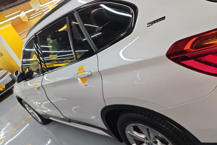 BMW X1 New Energy 2019 immagine di auto #5