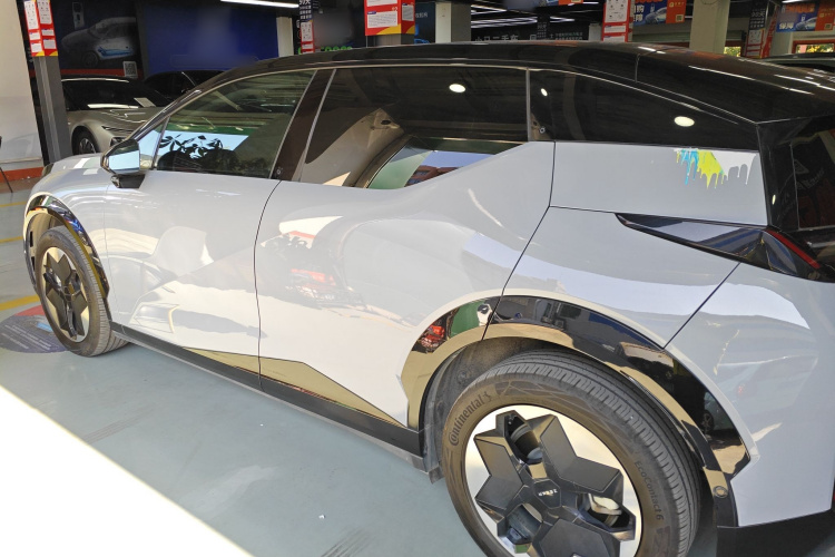 Zeekr X 2023 car image #5