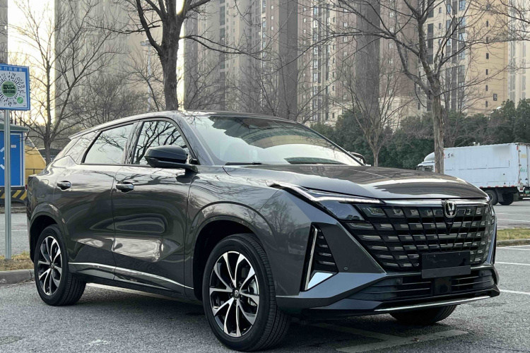 Changan UNI-Z PHEV 2025 car image #5