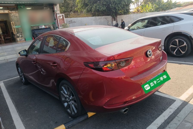 Mazda 3 Axela 2021 car image #5