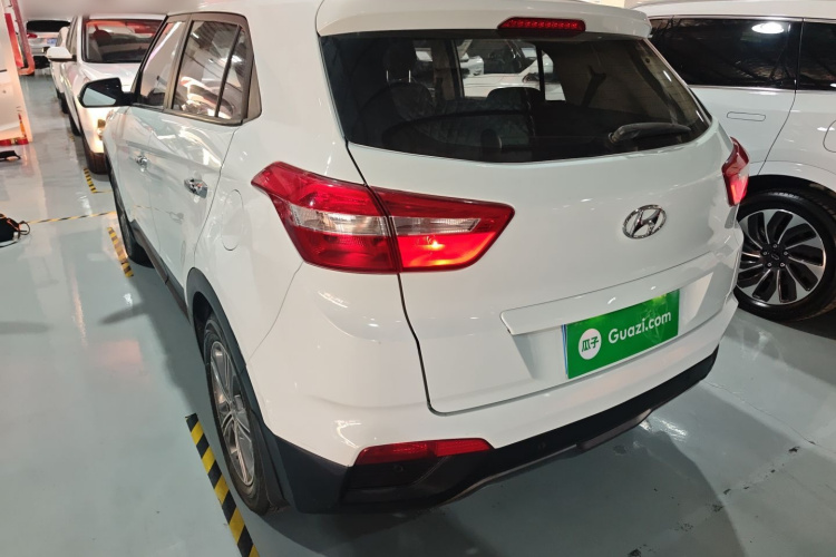 Hyundai ix25 2015 #5 Hyundai ix25 2015 car image #5