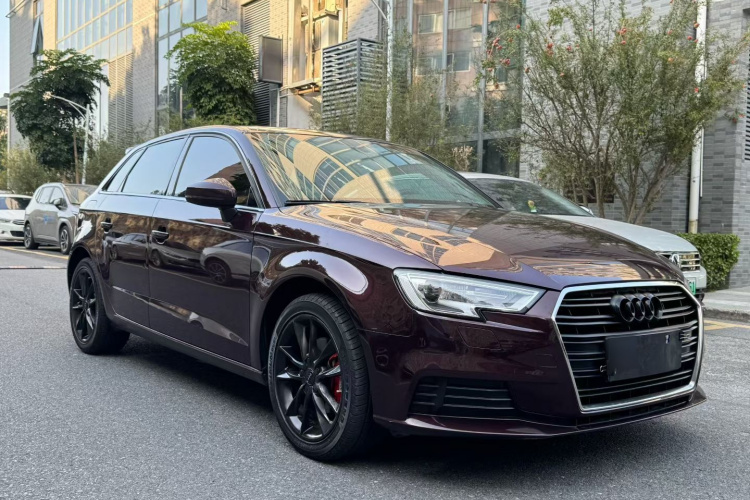 2018 immagine di auto #5