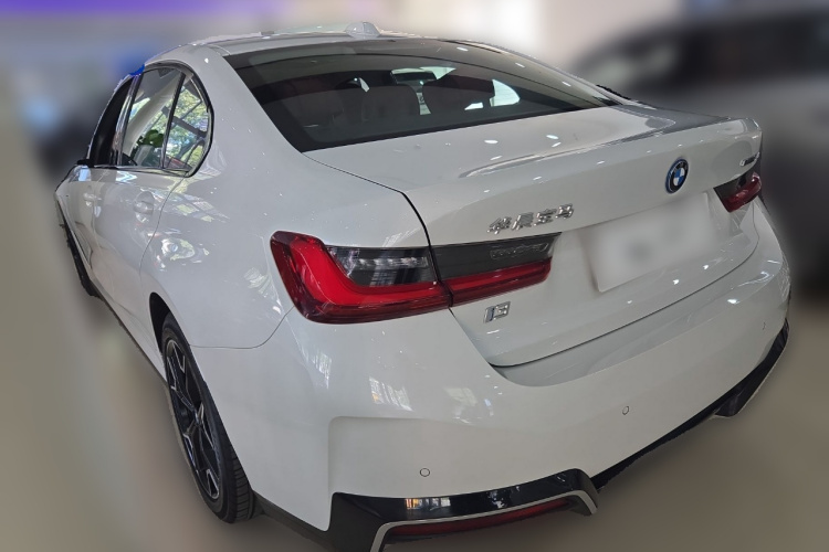 BMW i3 2024 car image #5
