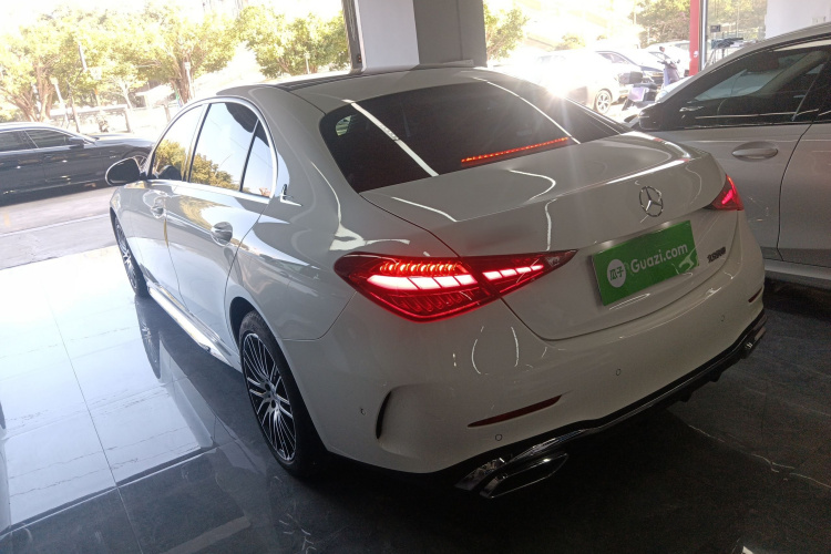 Mercedes-Benz C Class 2025 car image #5