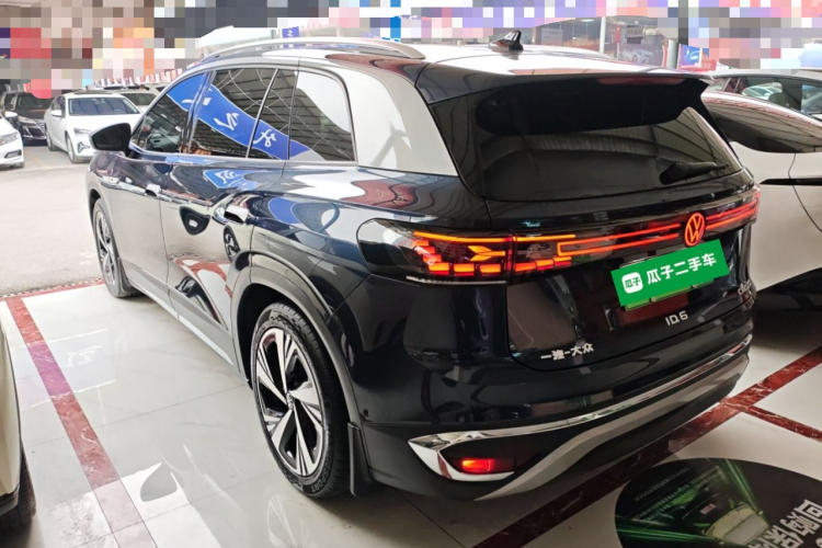 Volkswagen ID.6 Crozz 2023 immagine di auto #5