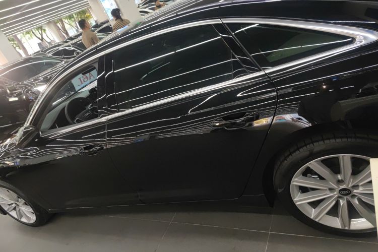 Audi A6L 2023 car image #5