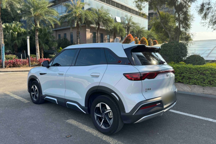 BYD YuanUP 2024 #5 BYD YuanUP 2024 car image #5