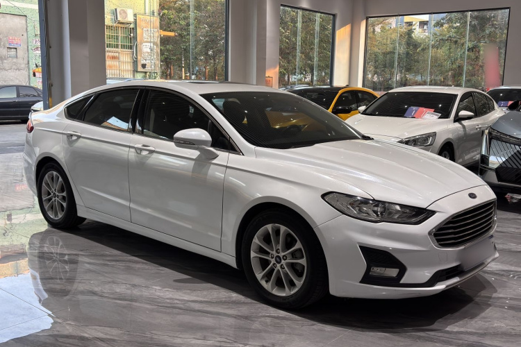 Ford Mondeo 2020 #5 Ford Mondeo 2020 car image #5