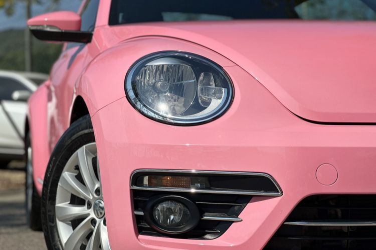 Volkswagen Beetle 2019 #5 Volkswagen Beetle 2019 car image #5