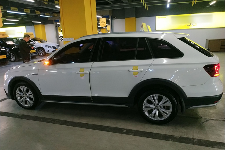 Volkswagen C-Trek 2017 immagine di auto #5