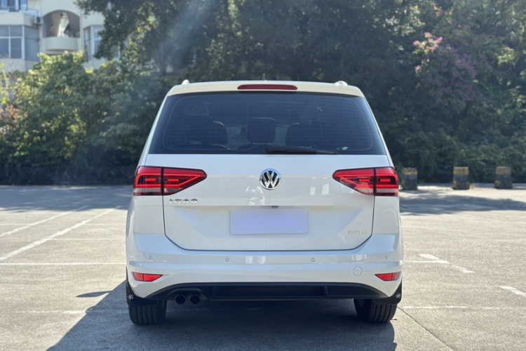 Volkswagen Touran 2019 #5 Volkswagen Touran 2019 car image #5