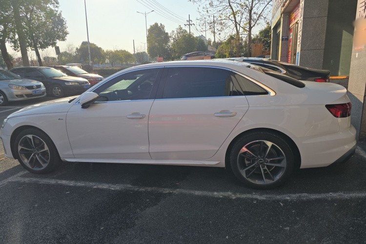 Audi A4L 2023 car image #5