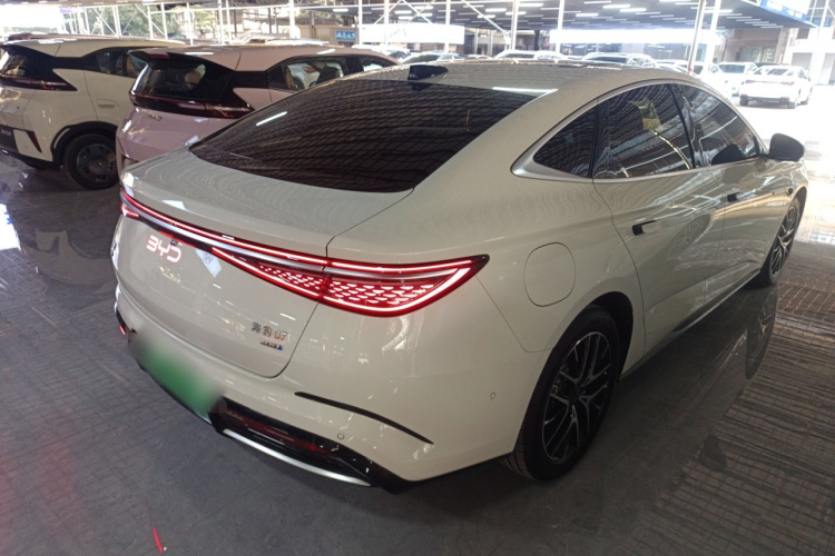 BYD Seal 07 DM-i 2025 car image #5