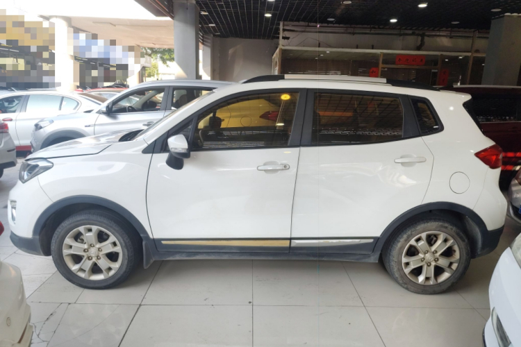 Changan CS15 2016 #5 Changan CS15 2016 car image #5