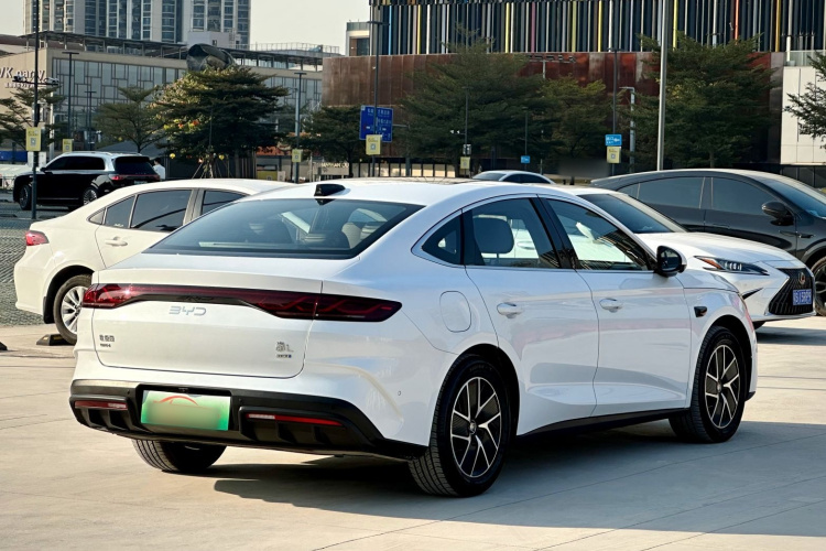 BYD Qin L 2025 #5 BYD Qin L 2025 car image #5