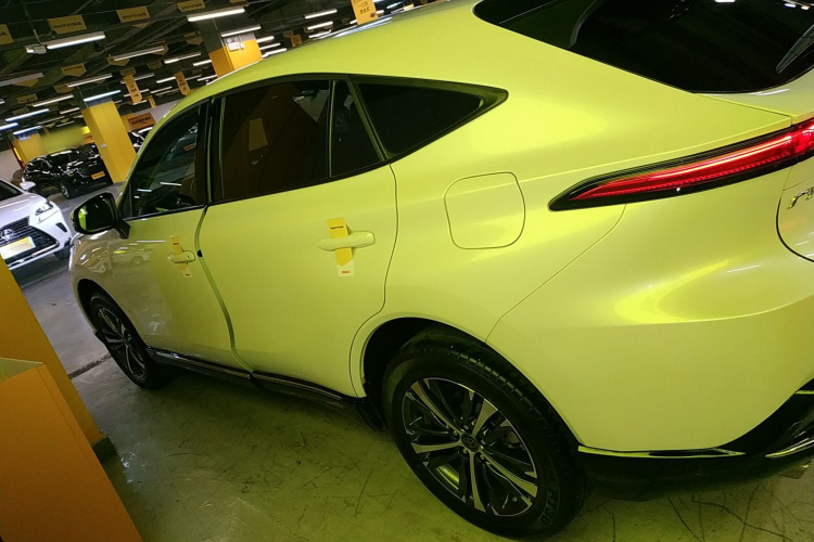 Toyota Venza 2024 صورة سيارة #5