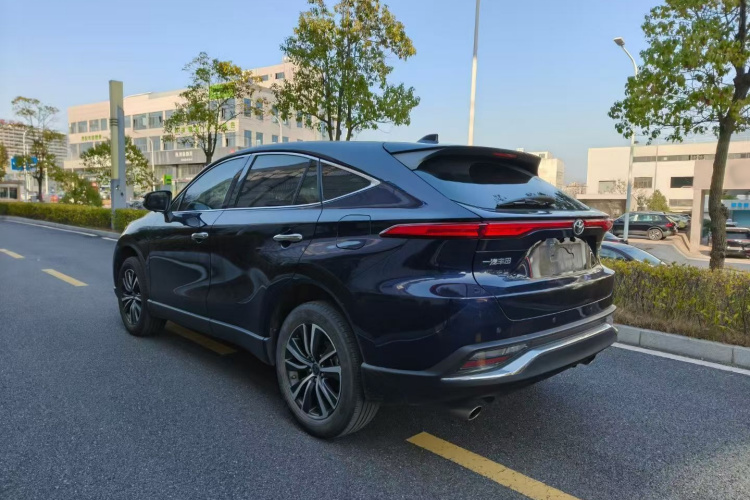 Toyota Harrier 2022 car image #5