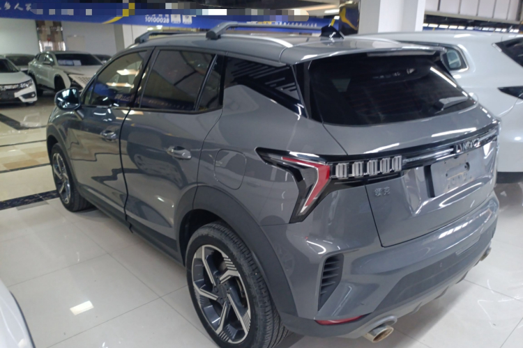 Lynk & Co 06 EM-P 2022 car image #5