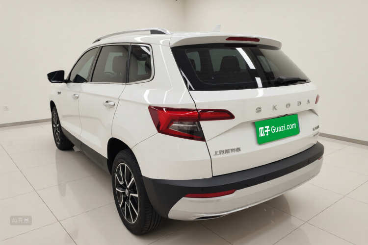 Skoda Karoq 2021 изображение автомобиля #5